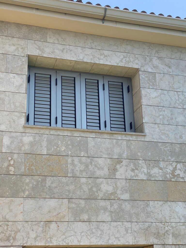 hsm exclusive mallorca persiana installation 08 25 010